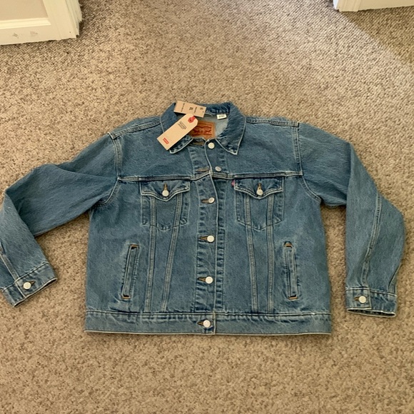 Levi's Jackets & Blazers - NWT Levi’s denim ex boyfriend Trucker jacket sz XL